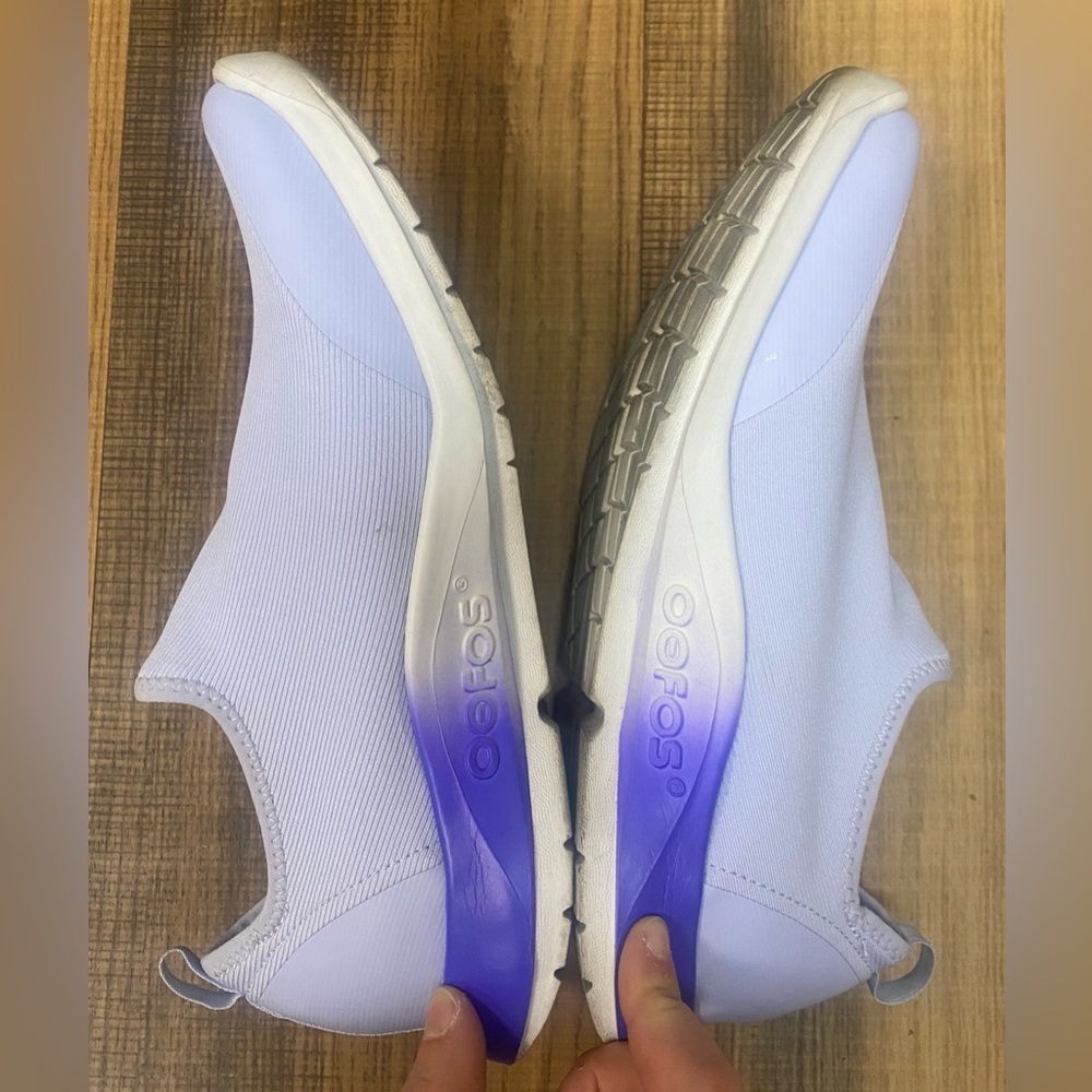 OOFOS OOmg Low Shoes Womens Size 9.5 Purple Slip-On Recovery Comfort Cushioned - Picture 6 of 8
